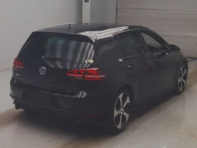 Volkswagen Golf  с аукциона в Японии