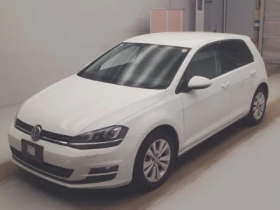 Volkswagen Golf  с аукциона в Японии