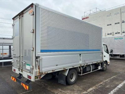 Hino DUTRO  с аукциона в Японии