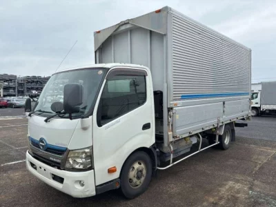 Hino DUTRO  с аукциона в Японии
