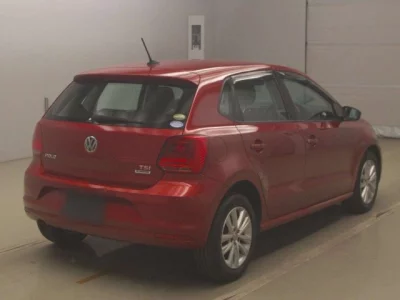 Volkswagen Polo  с аукциона в Японии