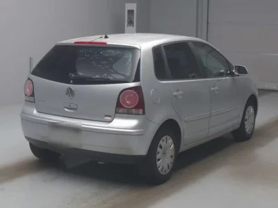 Volkswagen Polo  с аукциона в Японии