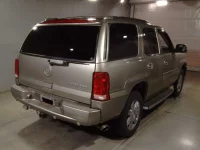 GM CADILLAC ESCALADE лот № 4012 оценка 3  с аукциона в Японии 1