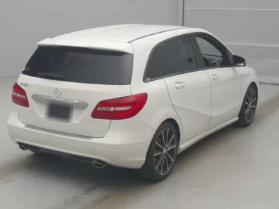 Mercedes-Benz B CLASS  с аукциона в Японии