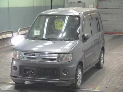 Mitsubishi TOPPO  с аукциона в Японии