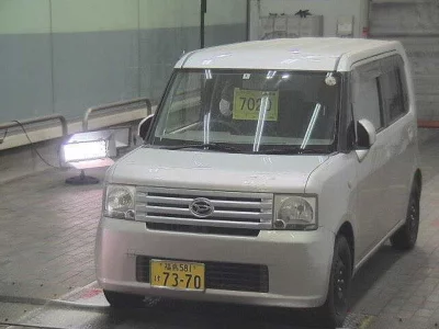 Daihatsu MOVE CONTE