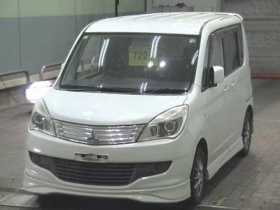 Mitsubishi Delica D:2