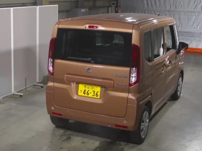 Suzuki Spacia