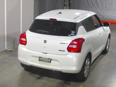 Suzuki SWIFT  с аукциона в Японии
