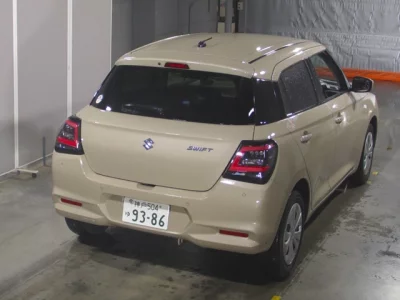 Suzuki SWIFT  с аукциона в Японии