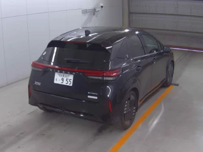 Nissan Aura