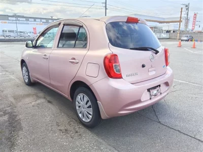 Nissan March