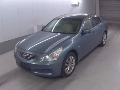 Nissan SKYLINE  с аукциона в Японии