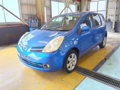Nissan NOTE  с аукциона в Японии