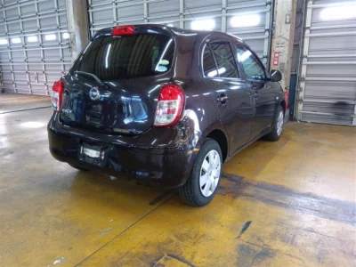 Nissan March