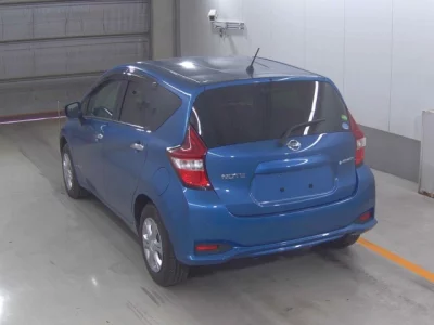 Nissan NOTE  с аукциона в Японии