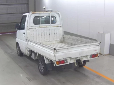 Nissan CLIPPER TRUCK