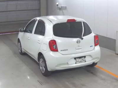 Nissan March