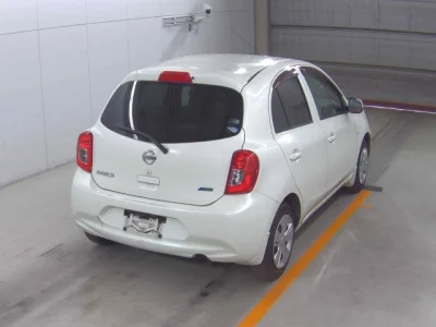Nissan March
