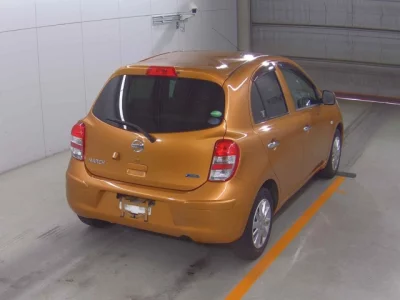 Nissan March