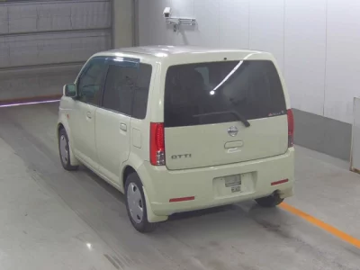 Nissan Otti