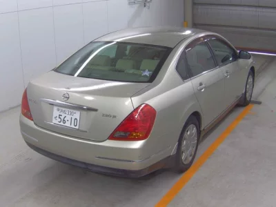 Nissan Teana