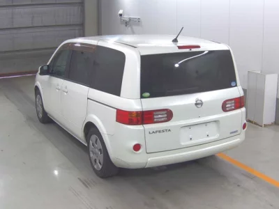 Nissan Lafesta