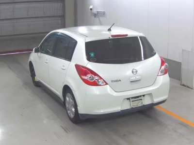 Nissan TIIDA