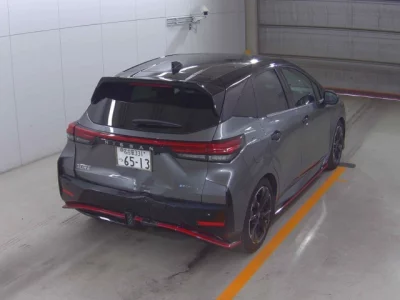 Nissan Aura