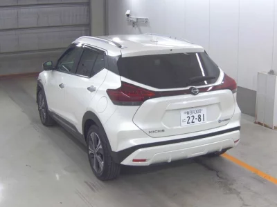 Nissan KICKS