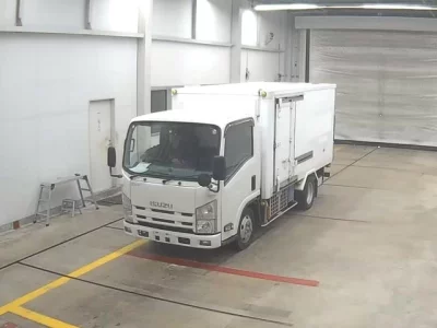 Isuzu Elf
