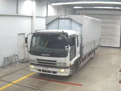 Isuzu Forward