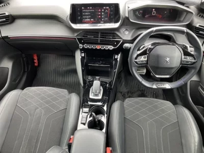 Peugeot 208  с аукциона в Японии