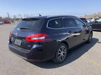 Peugeot 308  с аукциона в Японии