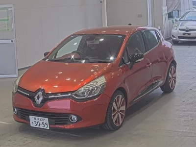 Renault LUTECIA  с аукциона в Японии