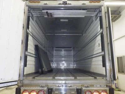 Mitsubishi FUSO TRUCK  с аукциона в Японии