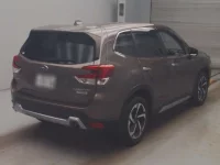 Subaru FORESTER лот № 2116 оценка 4  с аукциона в Японии 1