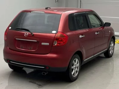 Mazda Verisa