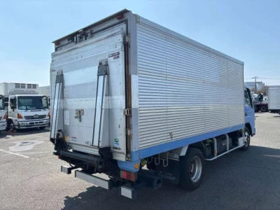 Mitsubishi Fuso Canter