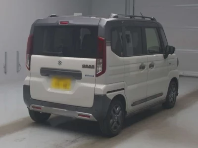 Suzuki Spacia Gear