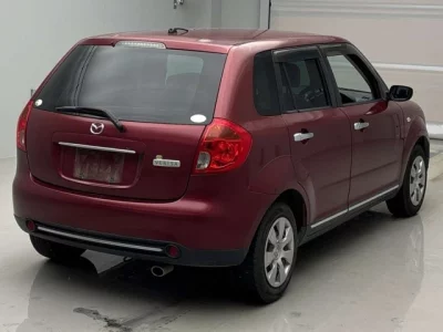 Mazda Verisa