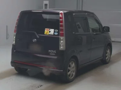 Daihatsu MOVE  с аукциона в Японии