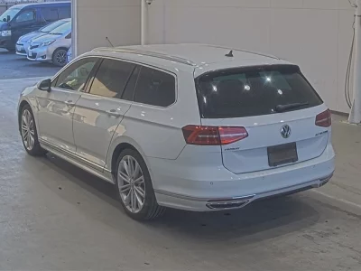 Volkswagen PASSAT VARIANT