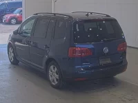 Volkswagen GOLF TOURAN лот № 1787 оценка 3.5  с аукциона в Японии 1
