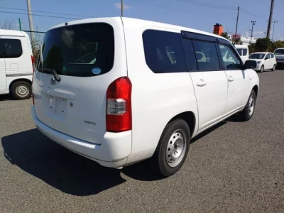 Toyota SUCCEED