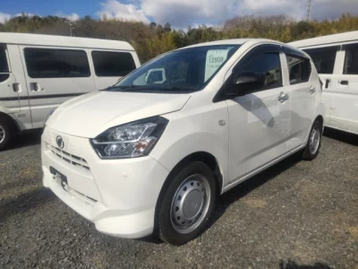 Daihatsu MIRA E S