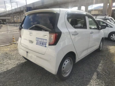 Daihatsu MIRA E S