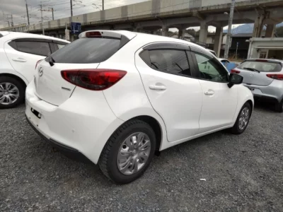 Mazda Mazda2