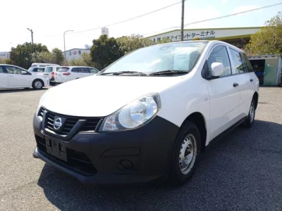 Nissan AD