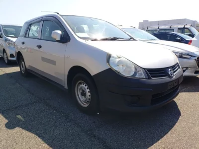 Nissan AD